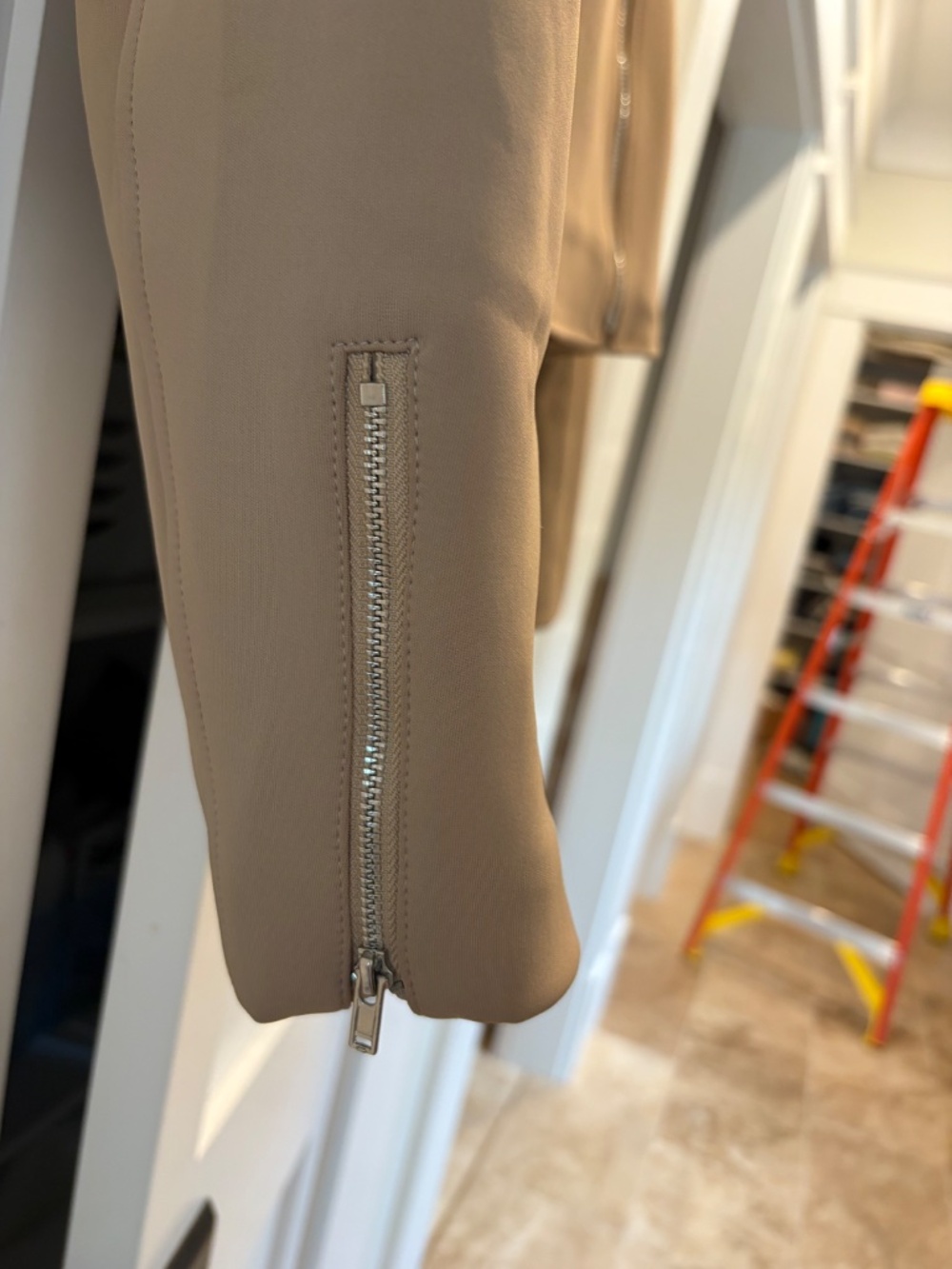 Jacket cropped - Picture 5 of 6